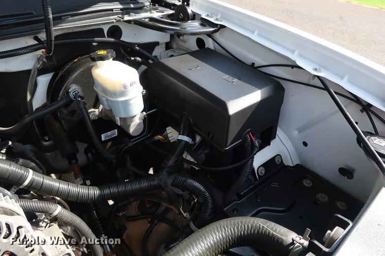 image for item FE9504 2012 Chevrolet Silverado 1500 Crew Cab pickup truck