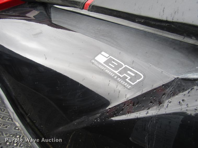 image for item FJ9504 (2) jet skis