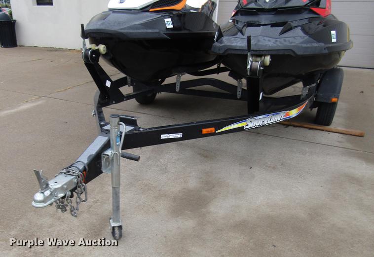 image for item FJ9504 (2) jet skis