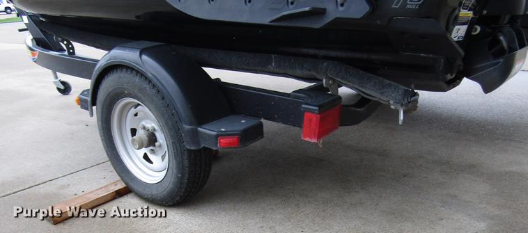 image for item FJ9504 (2) jet skis