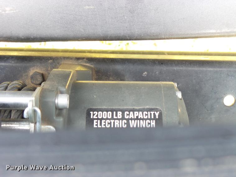 image for item FT9793 2006 Ford F350 Super Duty Crew Cab flatbed pickup truck