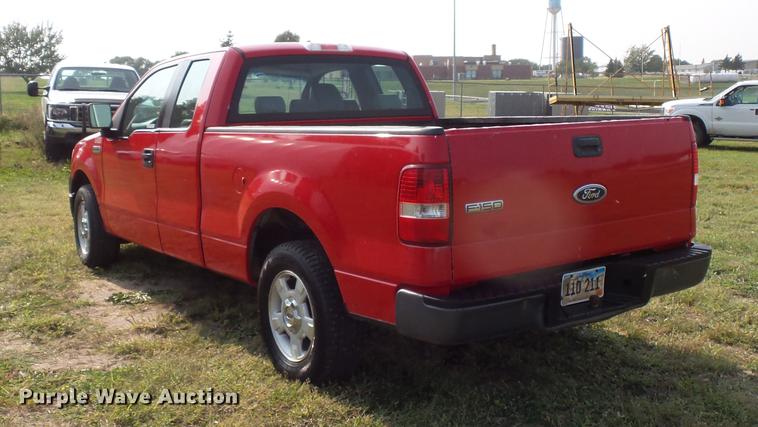 image for item FT9794 2005 Ford F150 XL SuperCab pickup truck