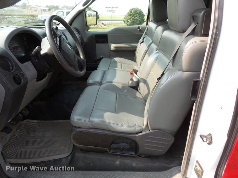 image for item FT9794 2005 Ford F150 XL SuperCab pickup truck