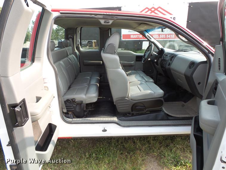 image for item FT9794 2005 Ford F150 XL SuperCab pickup truck