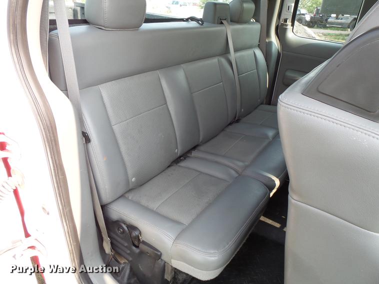 image for item FT9794 2005 Ford F150 XL SuperCab pickup truck