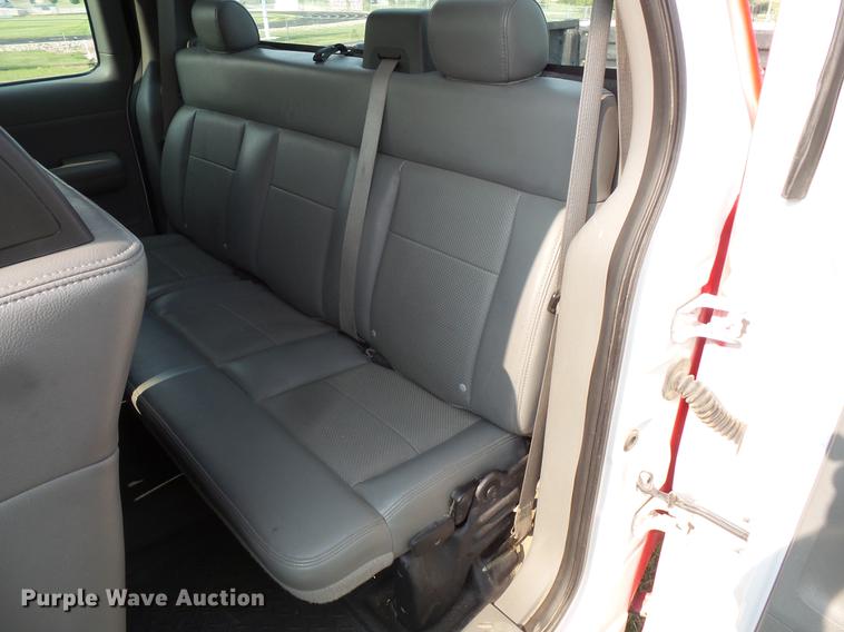 image for item FT9794 2005 Ford F150 XL SuperCab pickup truck