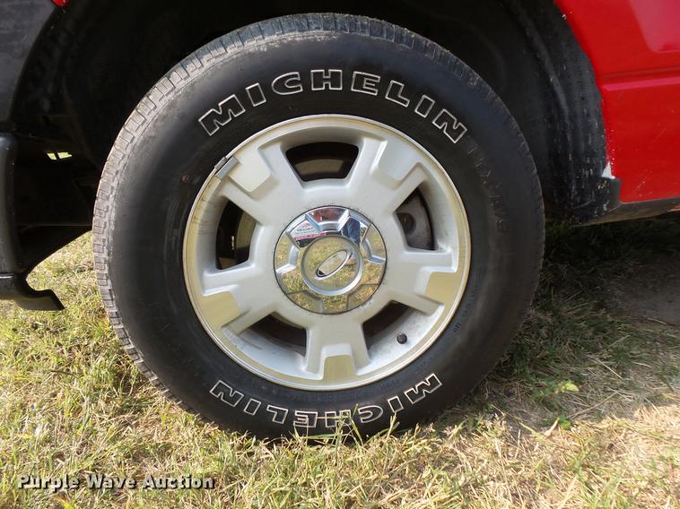 image for item FT9794 2005 Ford F150 XL SuperCab pickup truck