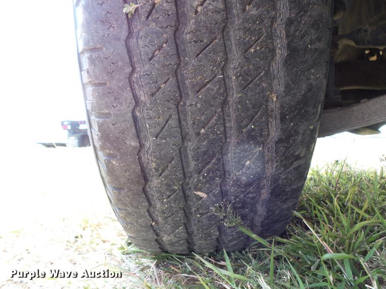 image for item FT9794 2005 Ford F150 XL SuperCab pickup truck