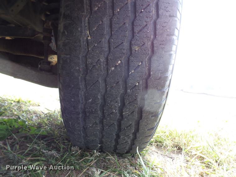 image for item FT9794 2005 Ford F150 XL SuperCab pickup truck