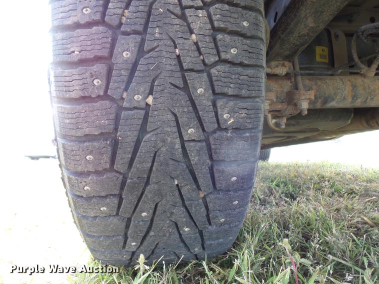 image for item FT9794 2005 Ford F150 XL SuperCab pickup truck