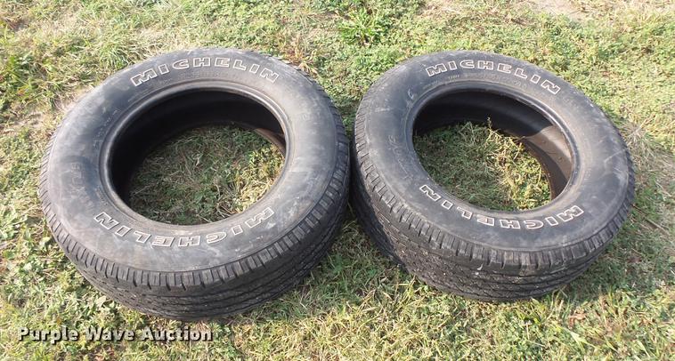 image for item FT9794 2005 Ford F150 XL SuperCab pickup truck