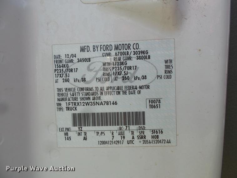 image for item FT9794 2005 Ford F150 XL SuperCab pickup truck