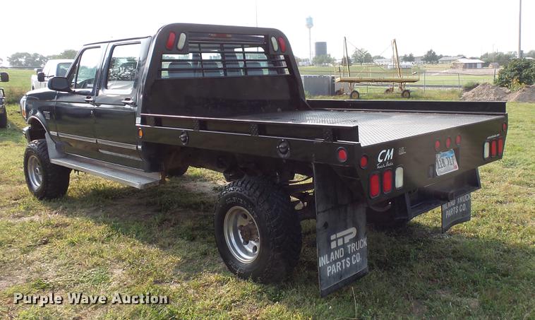 image for item FT9795 1995 Ford F350 Super Duty Crew Cab flatbed pickup truck