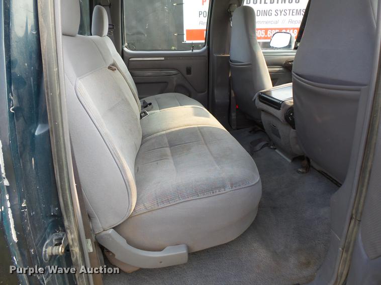 image for item FT9795 1995 Ford F350 Super Duty Crew Cab flatbed pickup truck