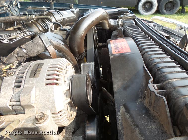 image for item FT9795 1995 Ford F350 Super Duty Crew Cab flatbed pickup truck