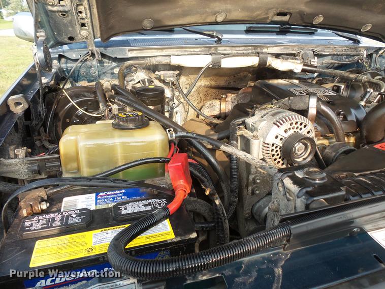 image for item FT9795 1995 Ford F350 Super Duty Crew Cab flatbed pickup truck