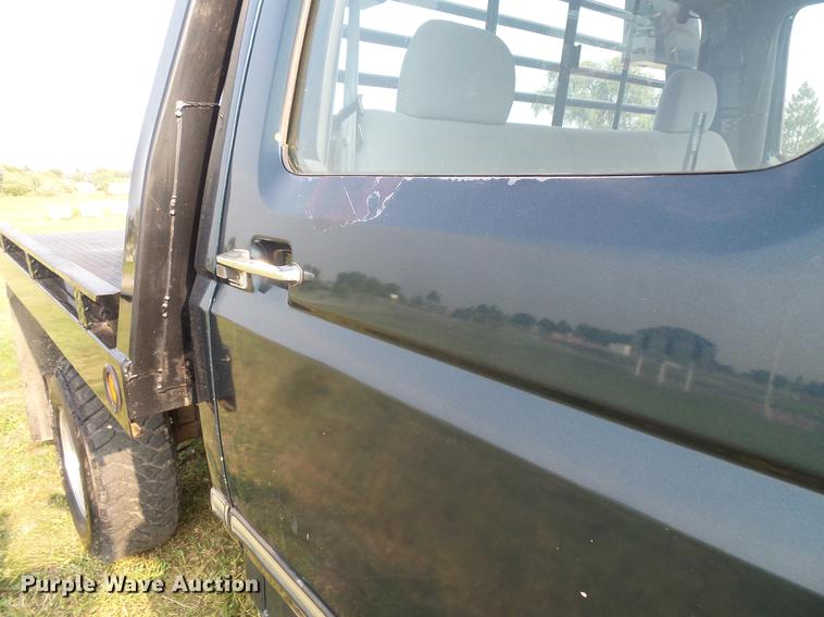 image for item FT9795 1995 Ford F350 Super Duty Crew Cab flatbed pickup truck