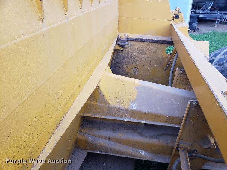 image for item BW9229 Caterpillar 435 Series E scraper