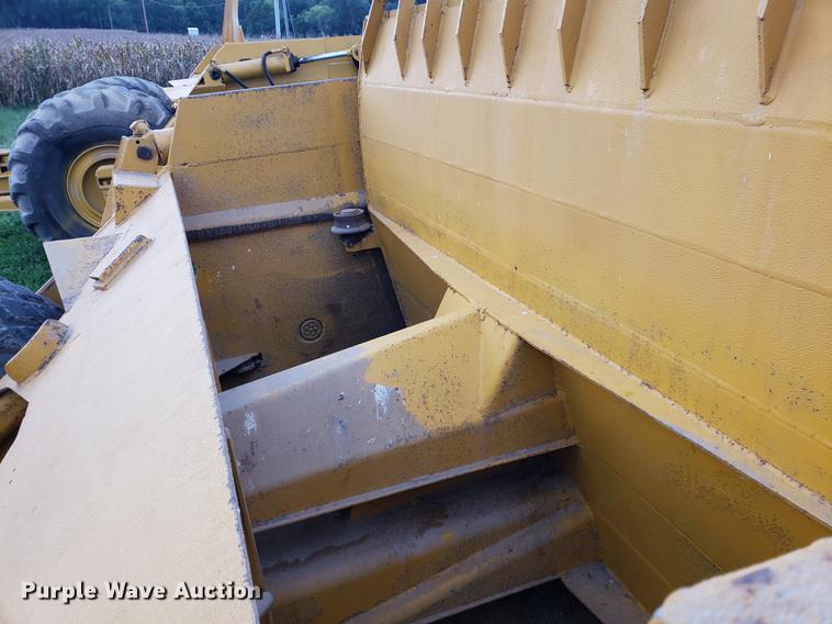 image for item BW9229 Caterpillar 435 Series E scraper