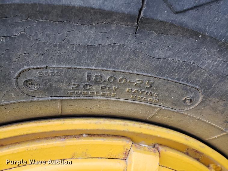 image for item BW9229 Caterpillar 435 Series E scraper