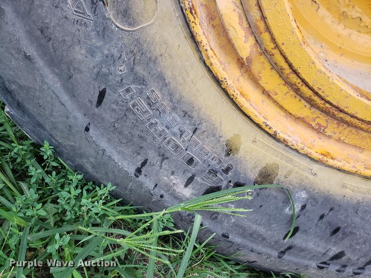 image for item BW9229 Caterpillar 435 Series E scraper