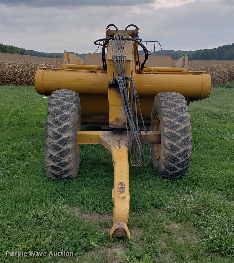 image for item BW9230 Caterpillar 435 Series D scraper