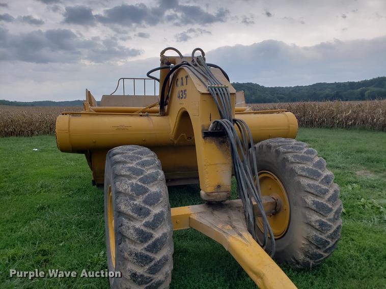 image for item BW9230 Caterpillar 435 Series D scraper