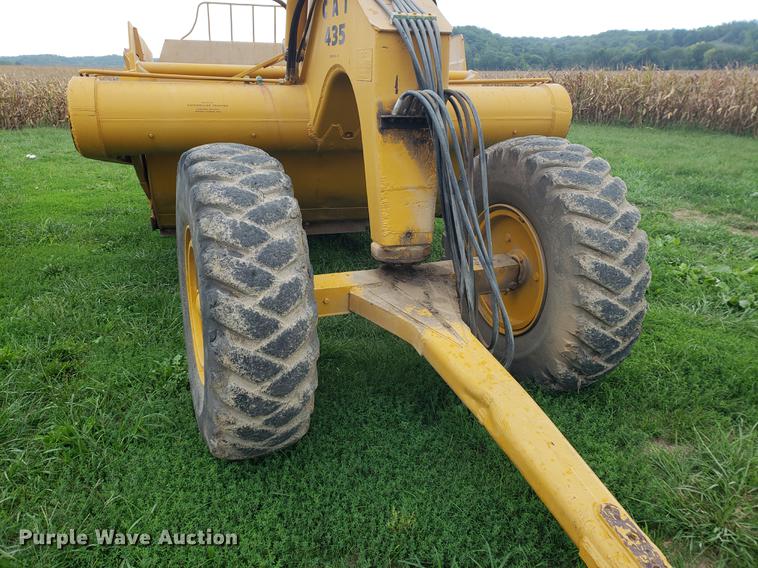 image for item BW9230 Caterpillar 435 Series D scraper