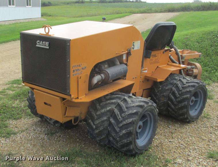 image for item DA8265 Case Maxi Sneaker Series C vibratory cable plow