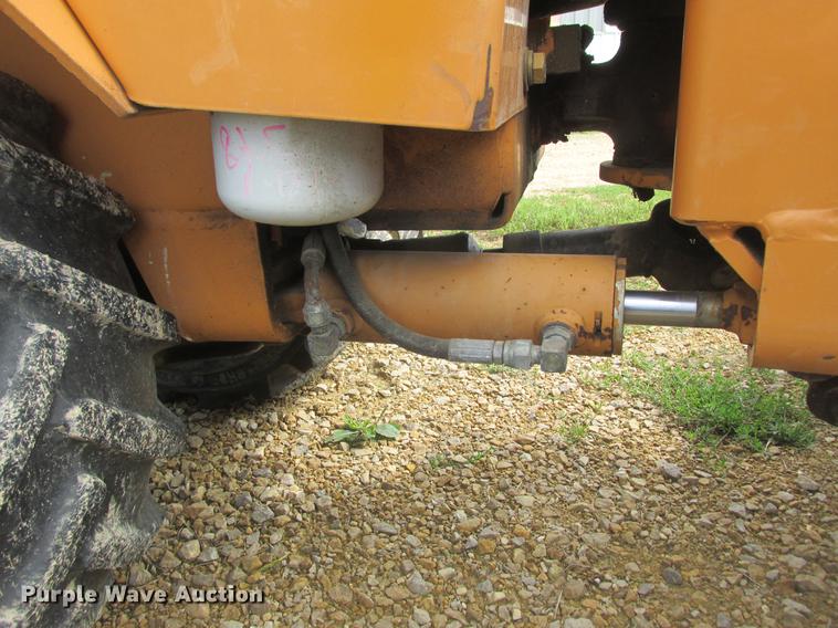 image for item DA8265 Case Maxi Sneaker Series C vibratory cable plow