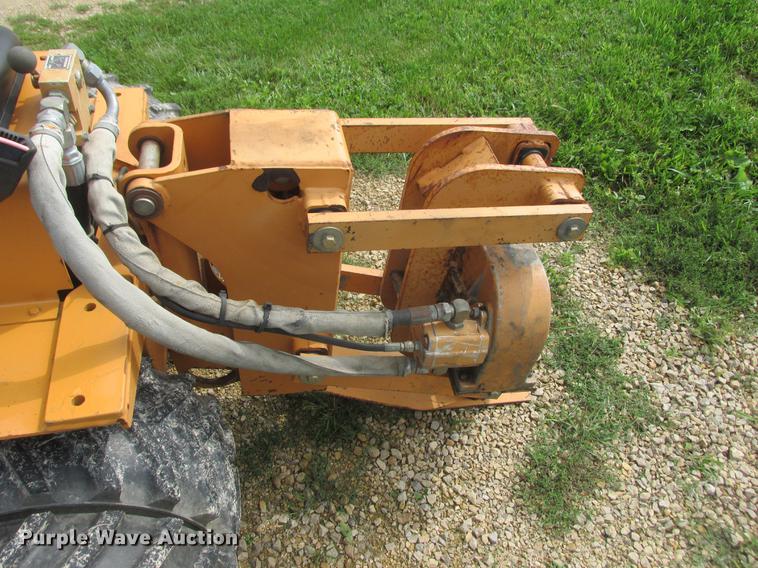 image for item DA8265 Case Maxi Sneaker Series C vibratory cable plow