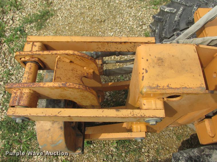 image for item DA8265 Case Maxi Sneaker Series C vibratory cable plow