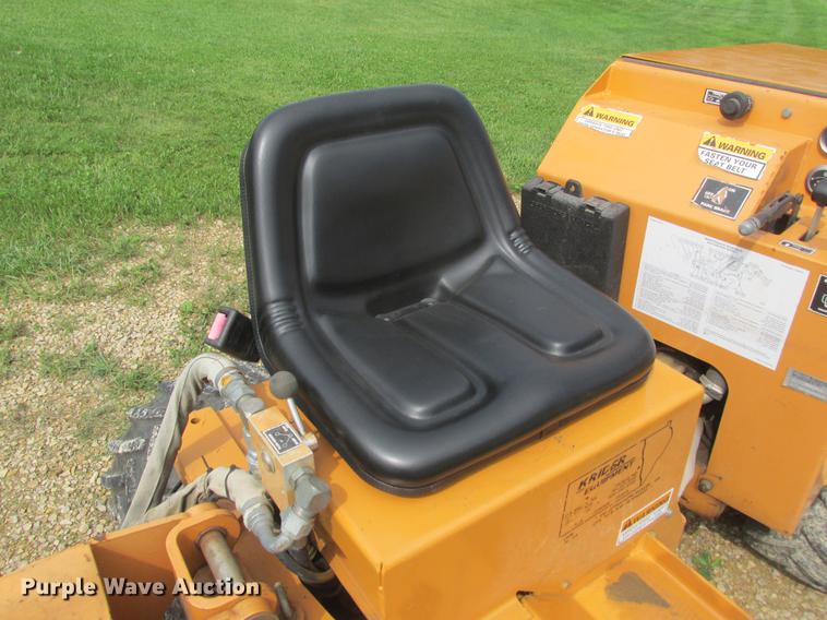 image for item DA8265 Case Maxi Sneaker Series C vibratory cable plow