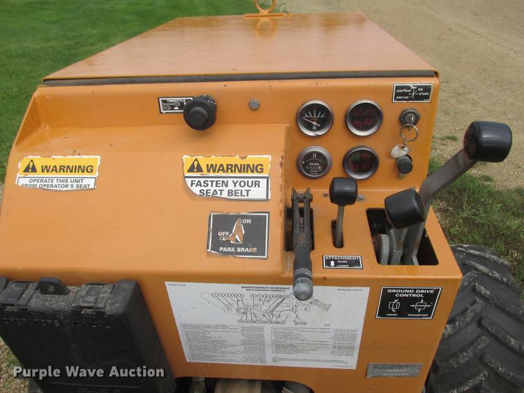 image for item DA8265 Case Maxi Sneaker Series C vibratory cable plow