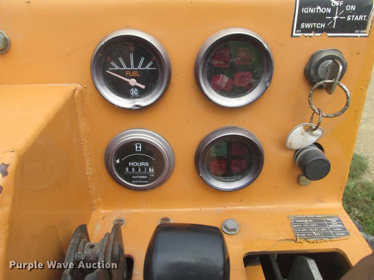 image for item DA8265 Case Maxi Sneaker Series C vibratory cable plow