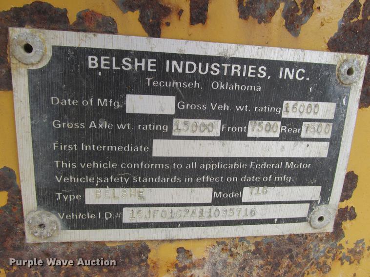 image for item DA8266 2001 Vermeer ST300 mud mixer and Belshe trailer