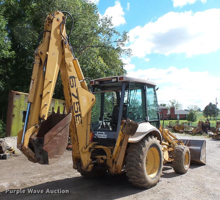 image for item DB7048 1999 New Holland 675E backhoe