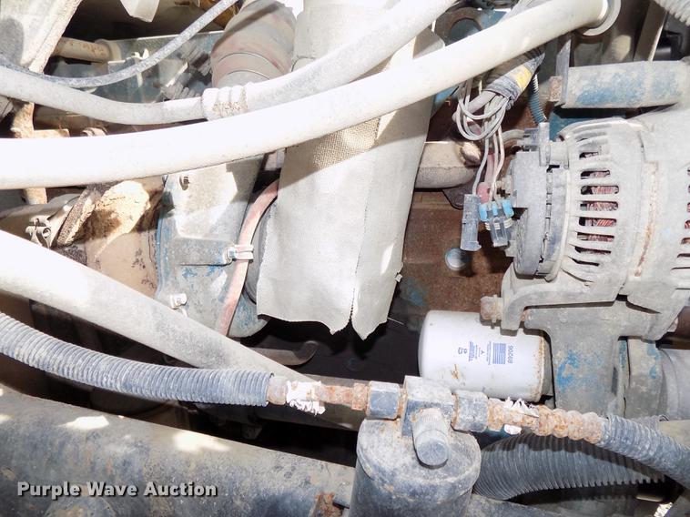 image for item DB8619 1999 International 4900 dump truck