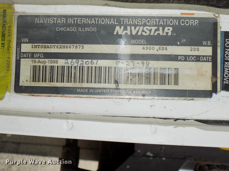 image for item DB8619 1999 International 4900 dump truck