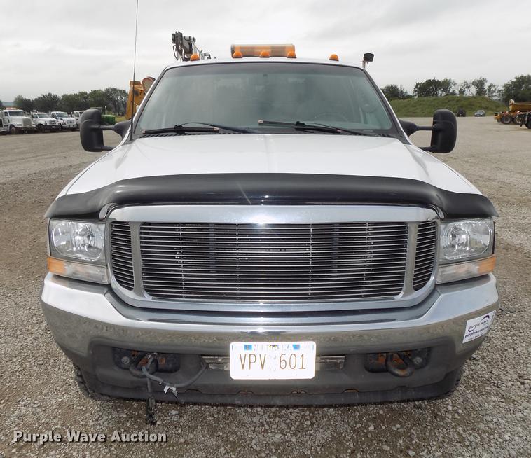 image for item DB8620 2003 Ford F550 Super Duty service truck with crane