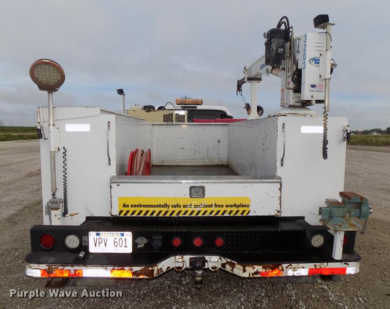 image for item DB8620 2003 Ford F550 Super Duty service truck with crane
