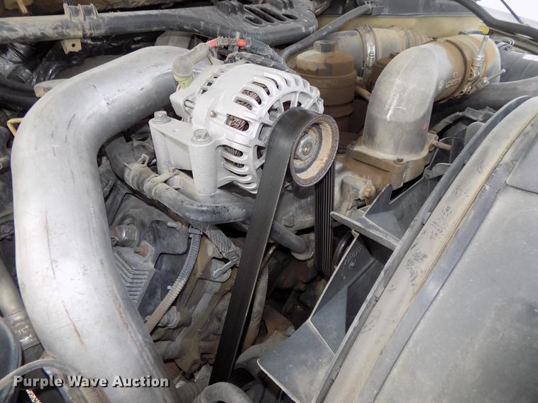 image for item DB8620 2003 Ford F550 Super Duty service truck with crane