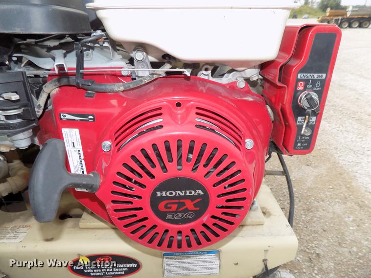 image for item DB8620 2003 Ford F550 Super Duty service truck with crane