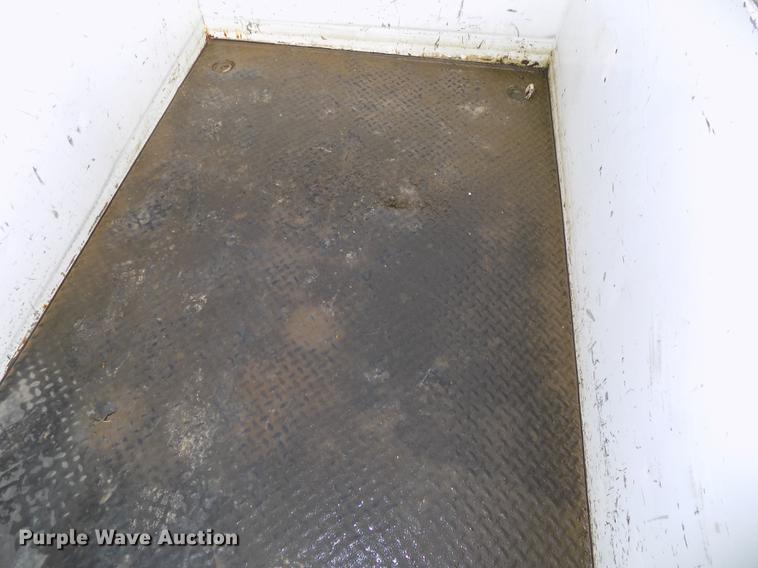 image for item DB8620 2003 Ford F550 Super Duty service truck with crane