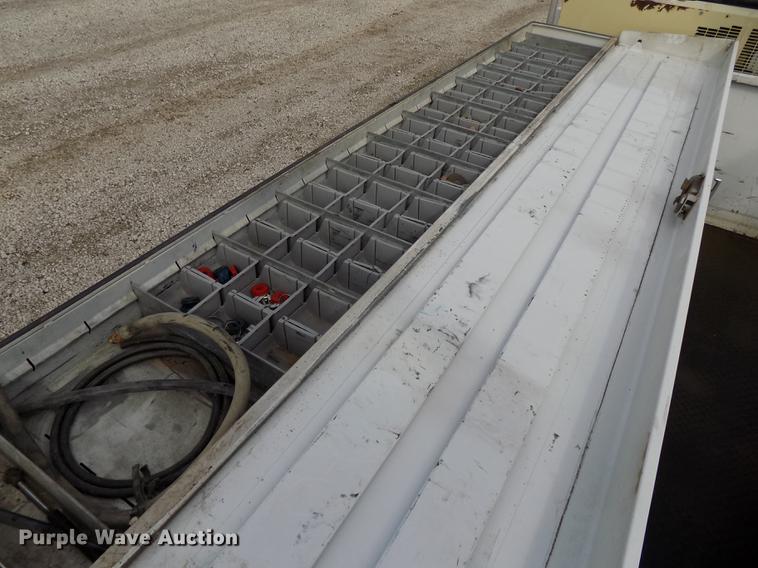 image for item DB8620 2003 Ford F550 Super Duty service truck with crane