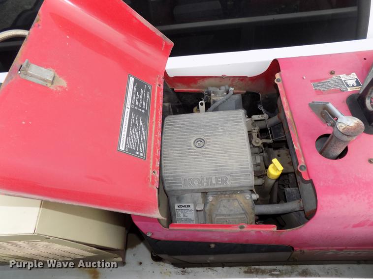 image for item DB8620 2003 Ford F550 Super Duty service truck with crane