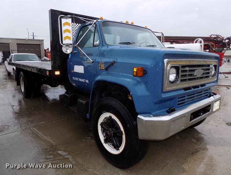 image for item DB8625 1977 Chevrolet C65 flatbed truck
