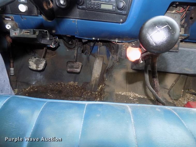 image for item DB8625 1977 Chevrolet C65 flatbed truck