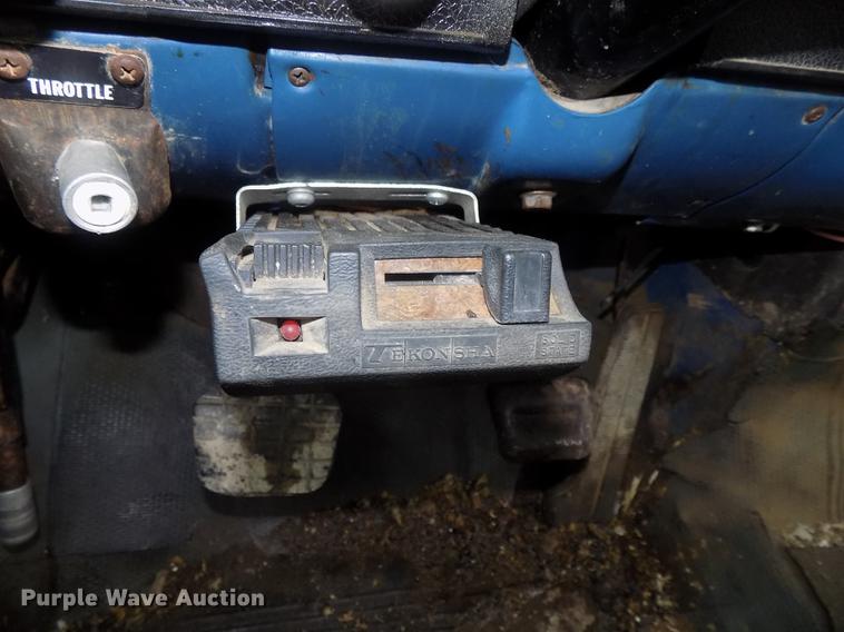 image for item DB8625 1977 Chevrolet C65 flatbed truck