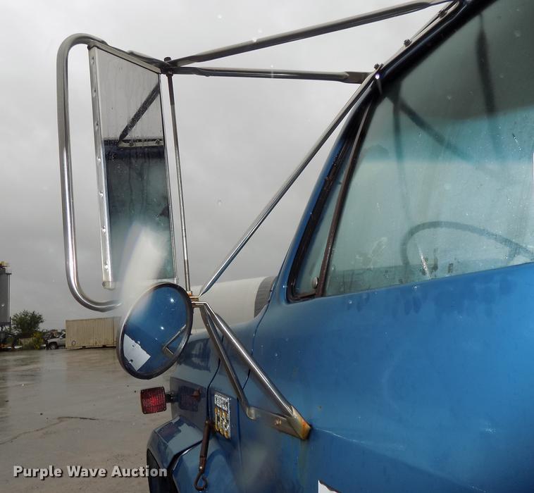 image for item DB8625 1977 Chevrolet C65 flatbed truck